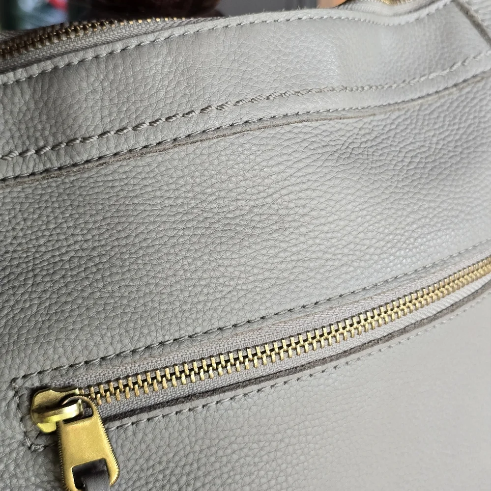 The Sak Collective Tahoe Leather Crossbody Gray Shoulder Bag - Picture 4 of 14